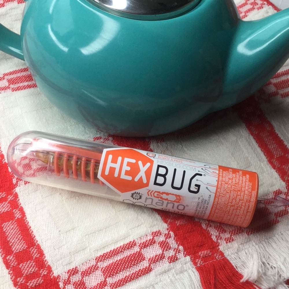 Hex bug nano robot battery powered NWT